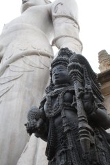09-Bhagawan Bahubali with a small statue